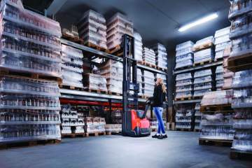 Gerbeurs électriques compacts 1 à 2T TOYOTA BT Staxio série W