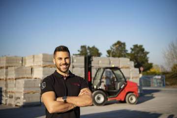 Chariot élévateur semi-industriel 4T MANITOU MSI 40