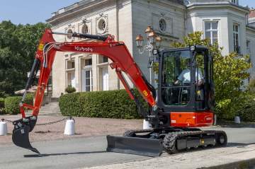Mini pelle 3T6 KUBOTA KX037-4 Mini pelle 3T6 KUBOTA KX037-4