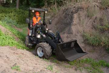 Chargeuse articulée KUBOTA RT250-2