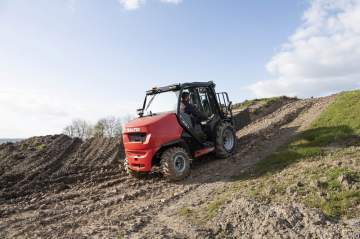 Chariot élévateur tout-terrain compact 3T MANITOU MC 30